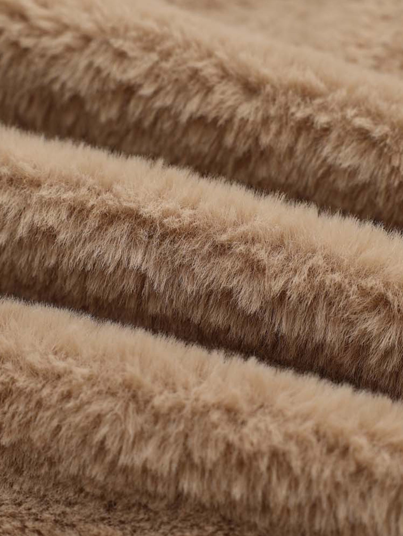 Boxy Camouflage Faux Fur Collar Hooded Jacket