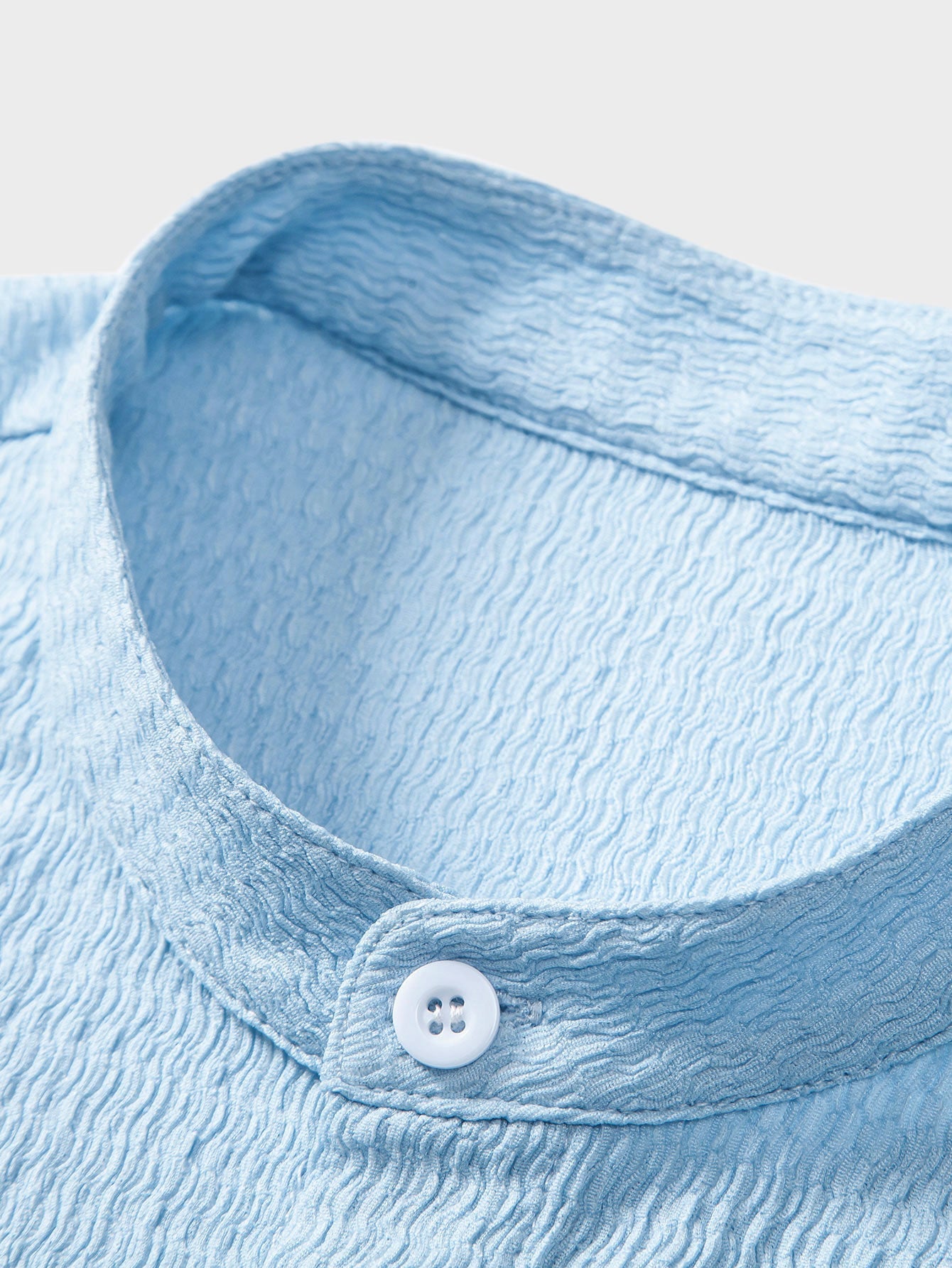 Muscle Fit Crinkled Textured Stand Collar Shirt